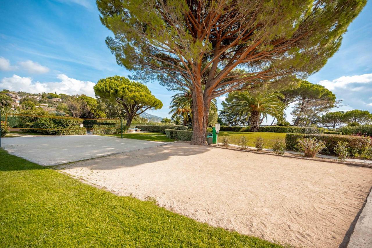 Residence Pierre & Vacances L'Anse De Pramousquier Льо Лаванду Екстериор снимка