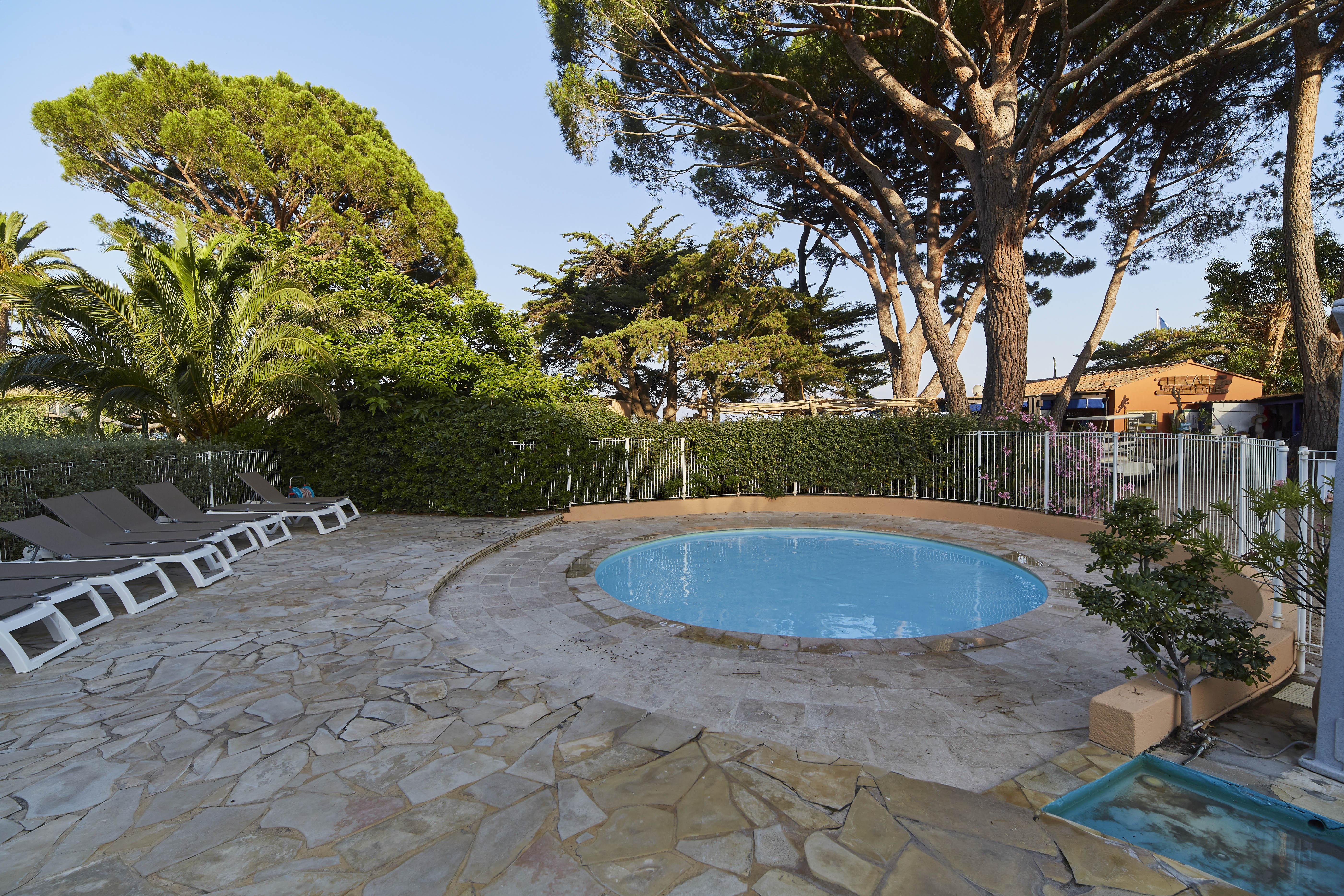 Residence Pierre & Vacances L'Anse De Pramousquier Льо Лаванду Екстериор снимка