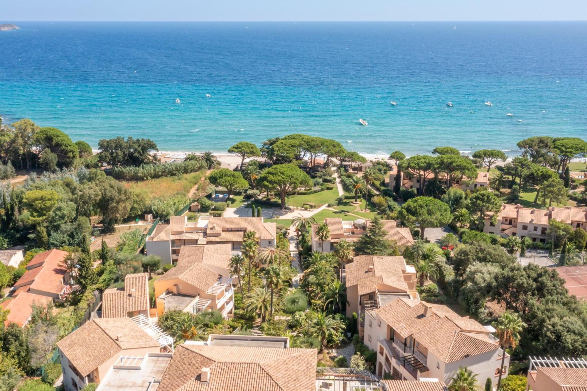 Residence Pierre & Vacances L'Anse De Pramousquier Льо Лаванду Екстериор снимка