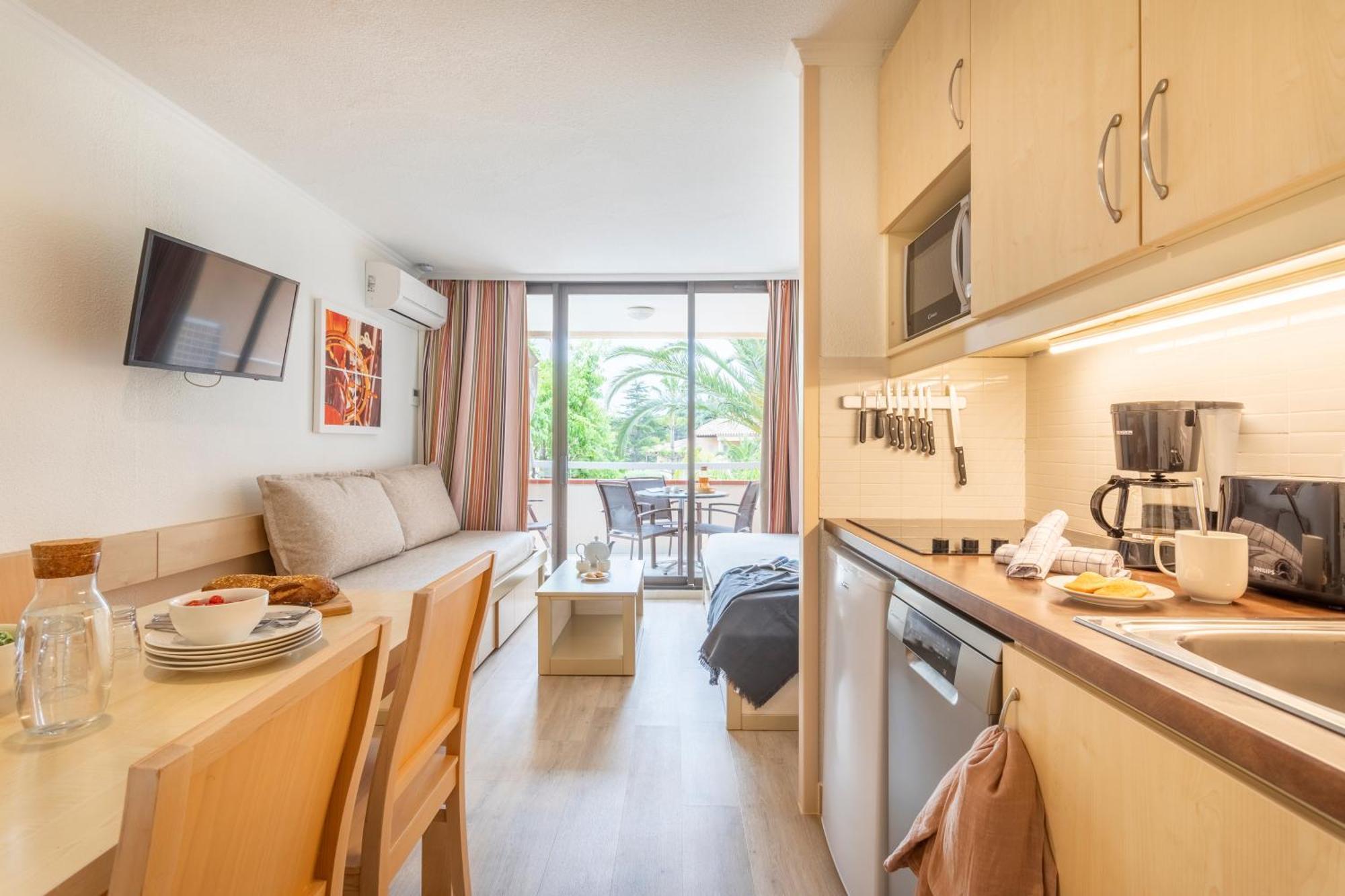 Residence Pierre & Vacances L'Anse De Pramousquier Льо Лаванду Екстериор снимка