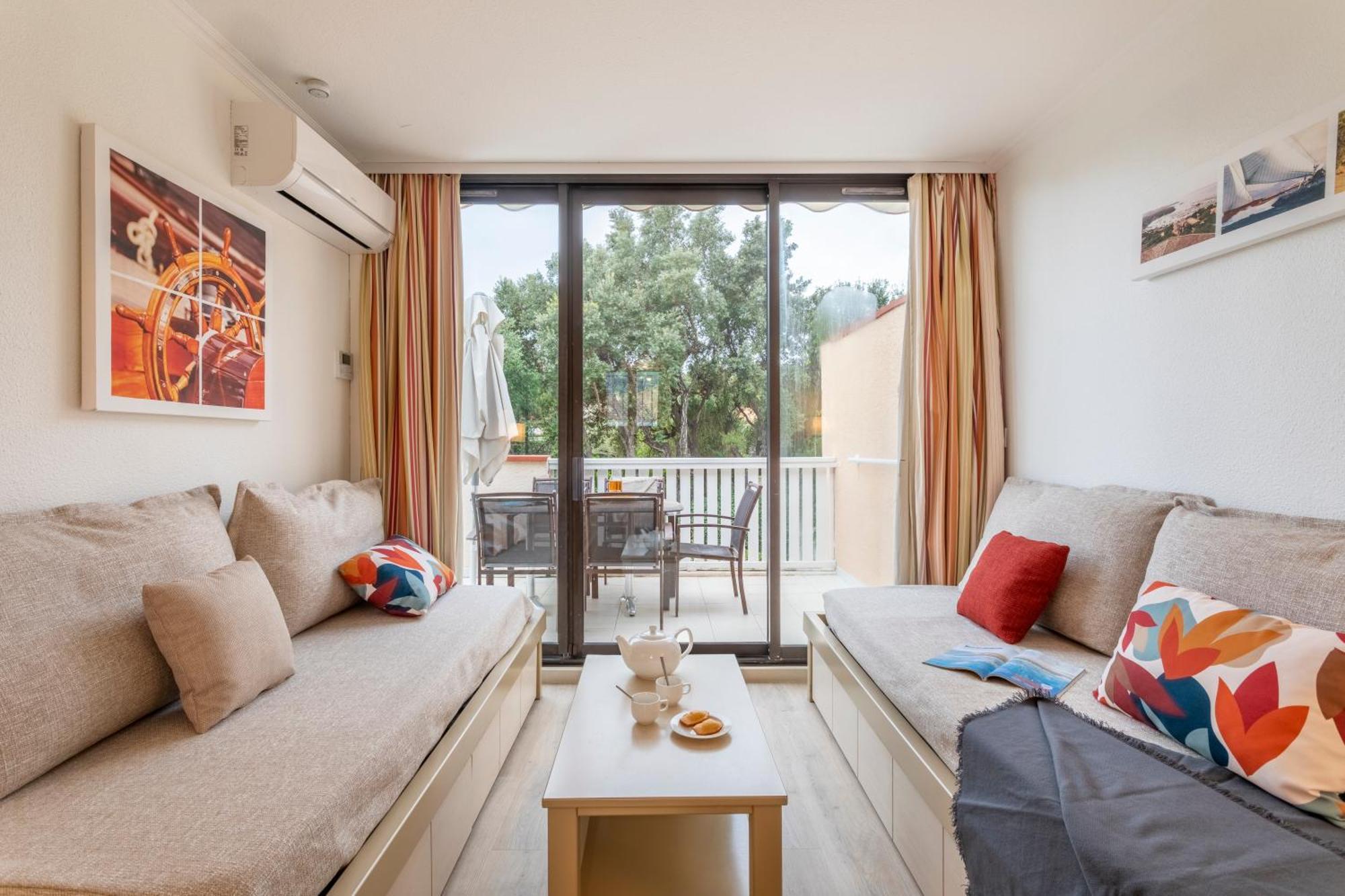 Residence Pierre & Vacances L'Anse De Pramousquier Льо Лаванду Екстериор снимка
