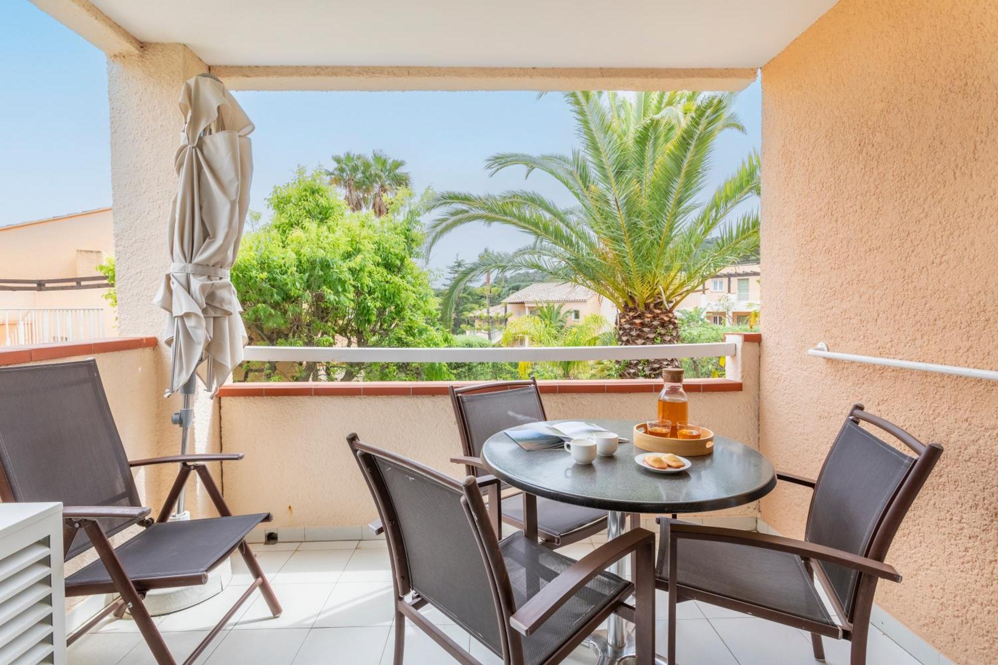 Residence Pierre & Vacances L'Anse De Pramousquier Льо Лаванду Екстериор снимка